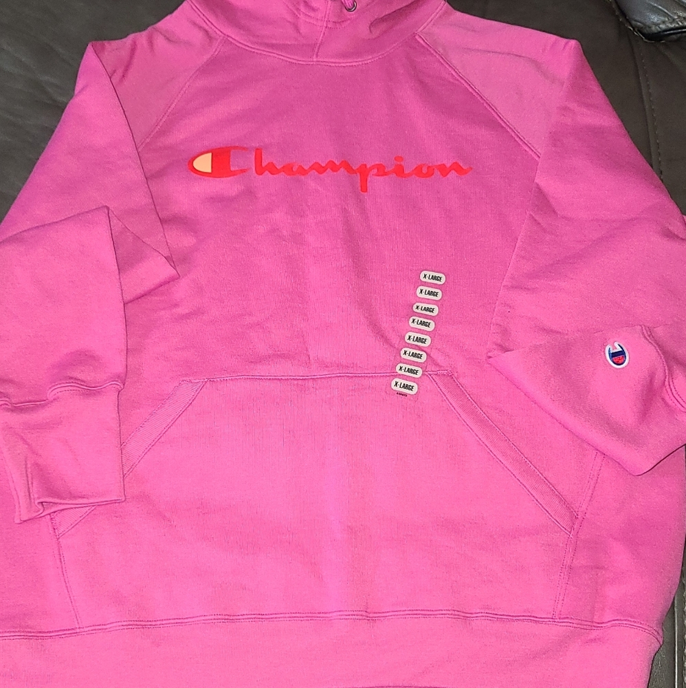 Champion Sweater - Picture 6 of 12